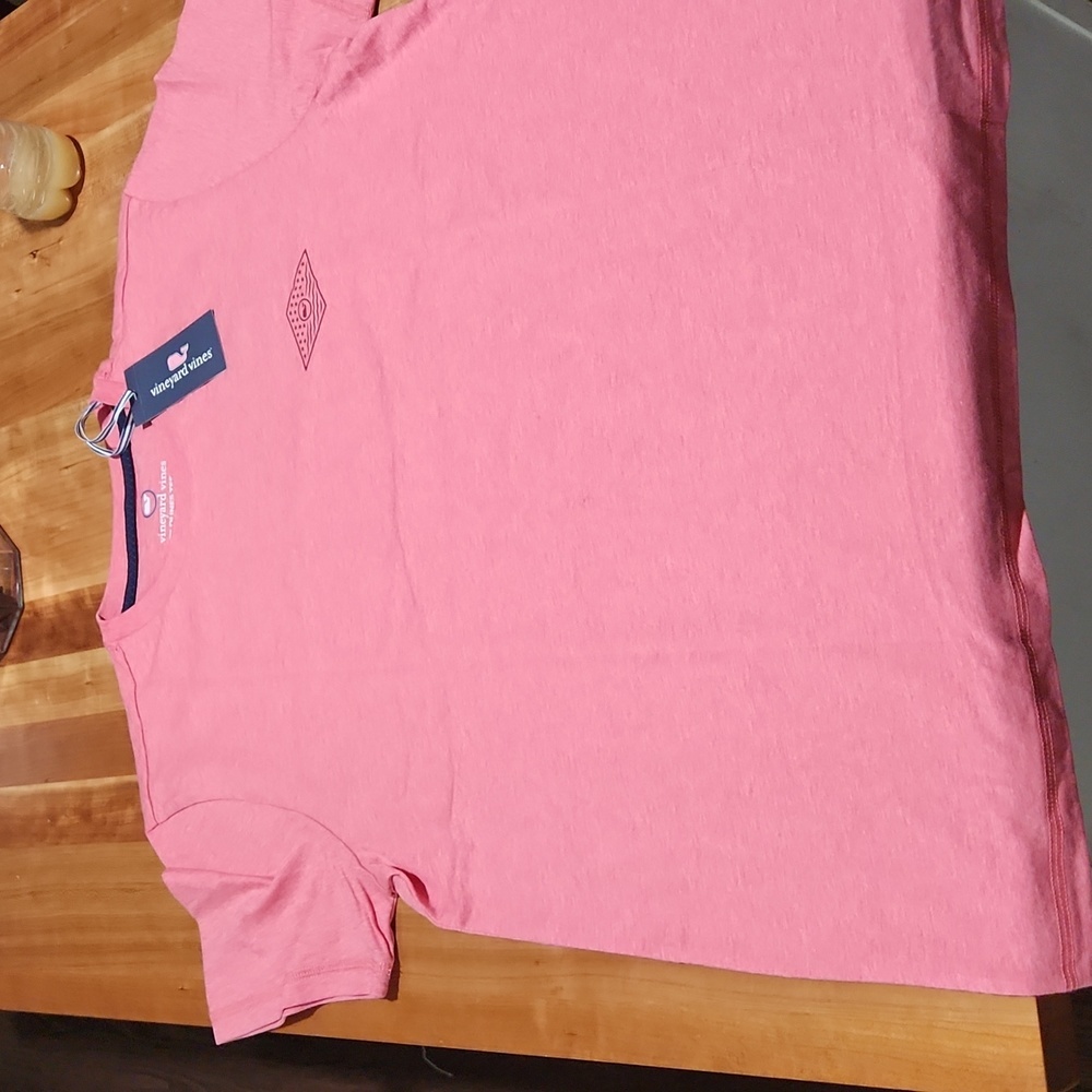 T-shirt‎